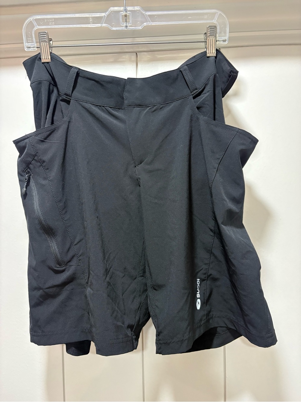Sugoi Cycling Biking Shorts Womens Large Black  Zip Pocket Padded Liner New NWT